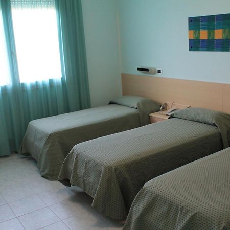 Hotel Minerva Brindisi Rum bild