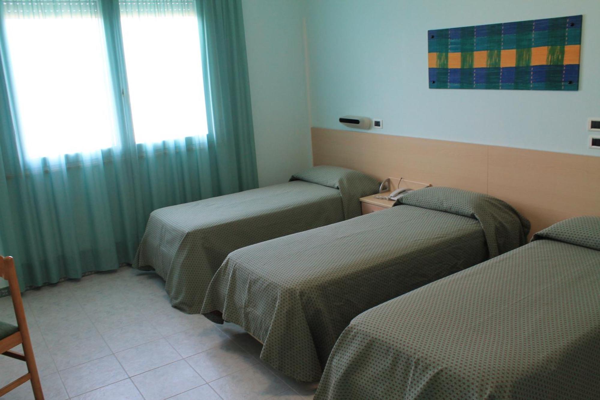 Hotel Minerva Brindisi Rum bild